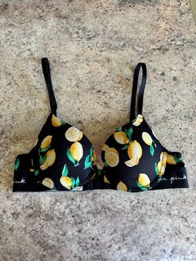 PINK BY VICTORIA'S SECRET Wear Everywhere Push Up Bra Lemon Print 32B